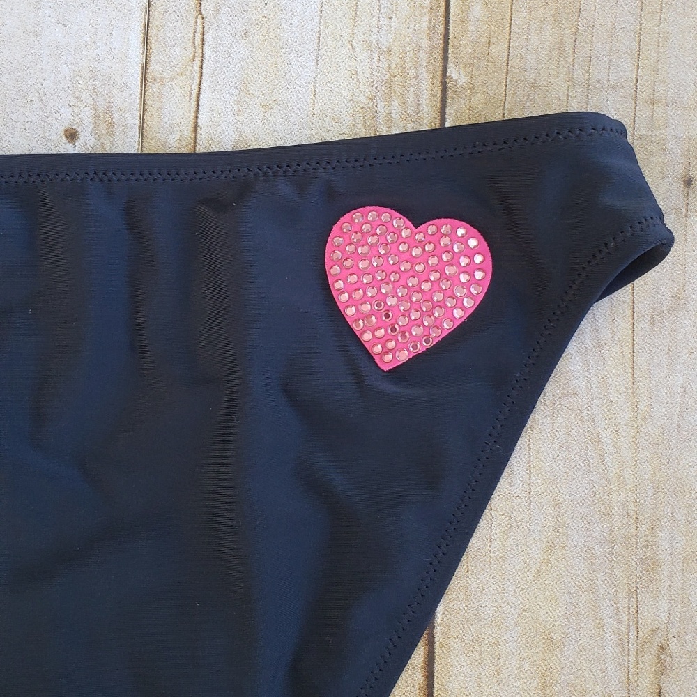 Bathing suit - Picture 2 of 4